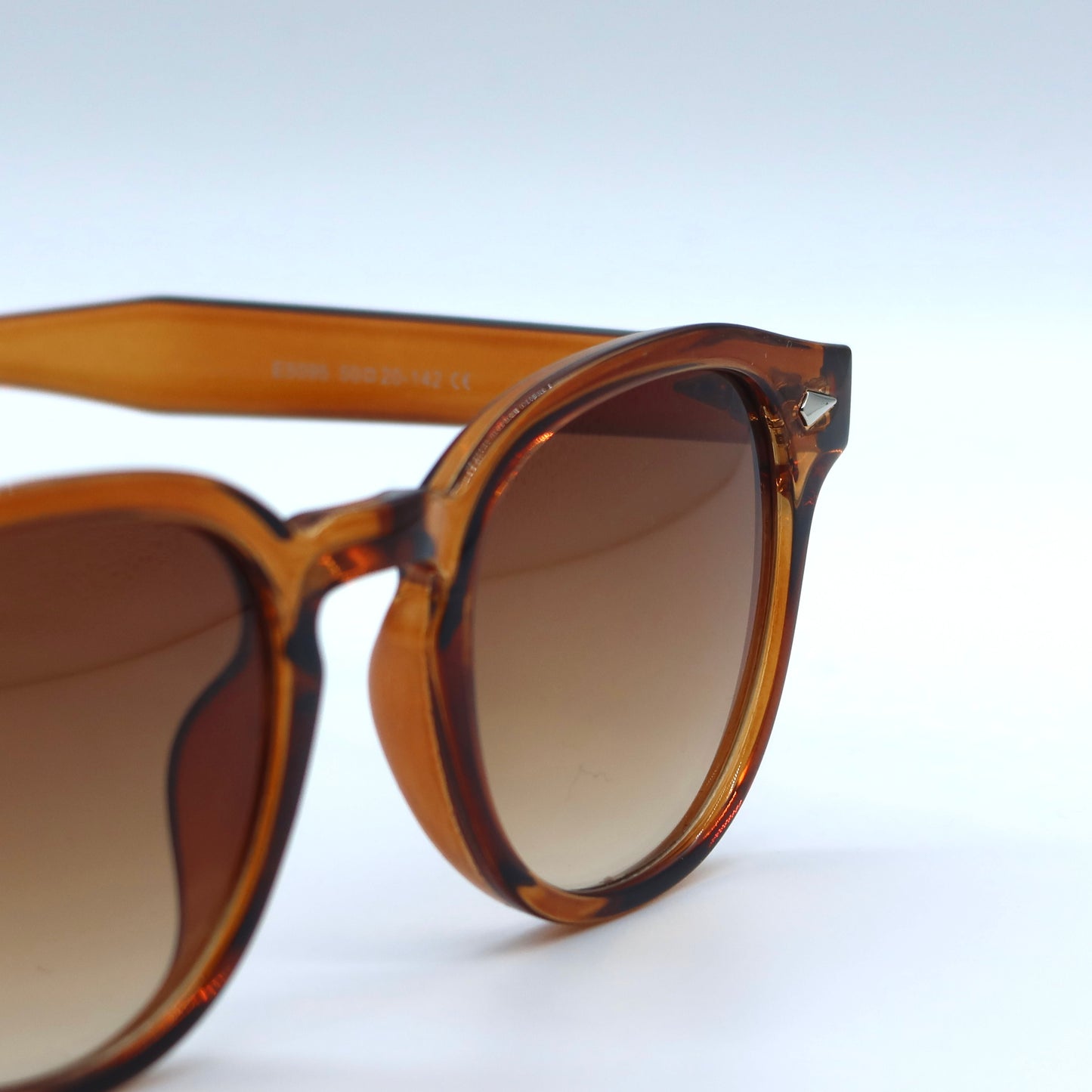 Brownfade shades
