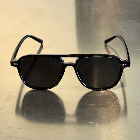 Tiger Pilot Shades